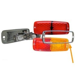 Achterlichtsierlijst chroom PV445, PV210 vanaf '58