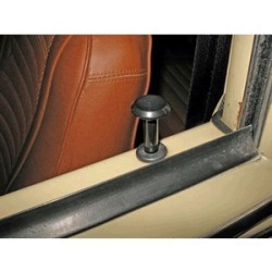 Window scraper, Side window outer